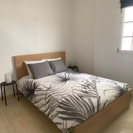 Apartamento Cerca De Las Piscinas Naturales Punta Mujeres Bagian luar foto